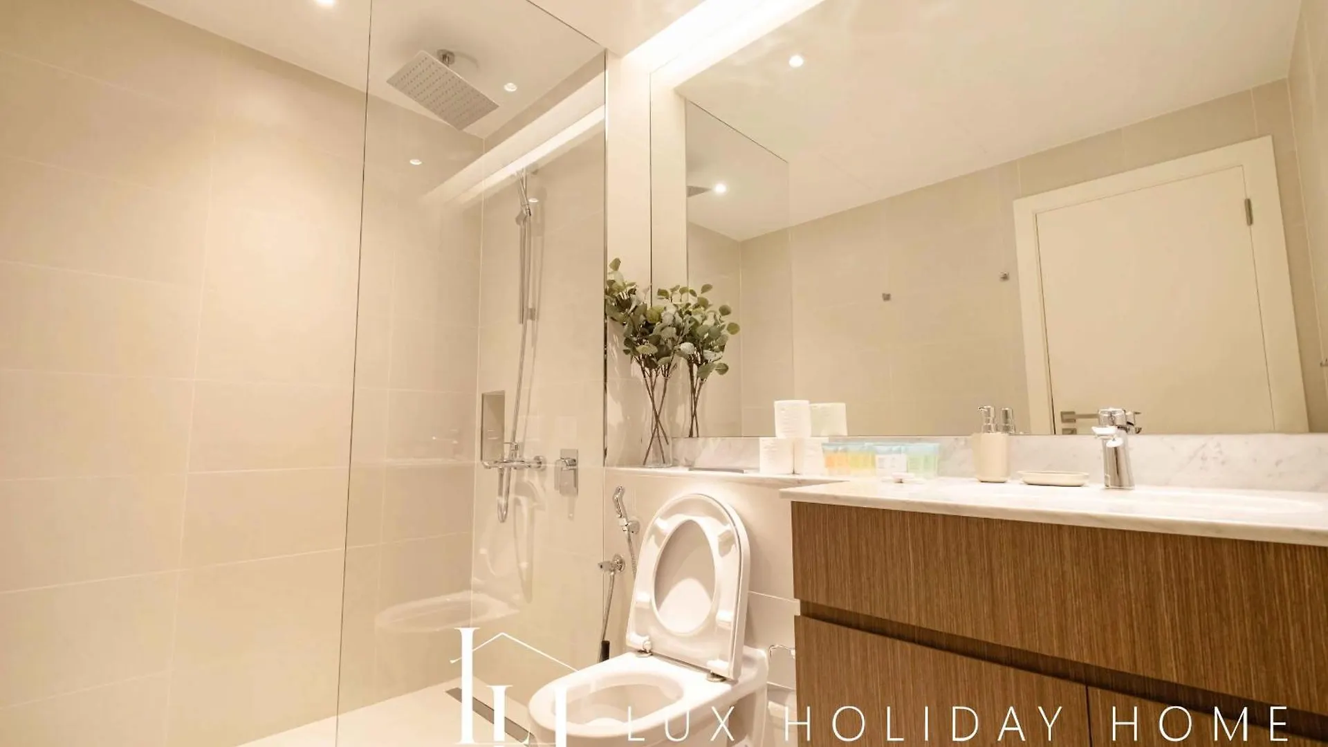 Lux The La Mer By The Sea Suite 4 Dubai