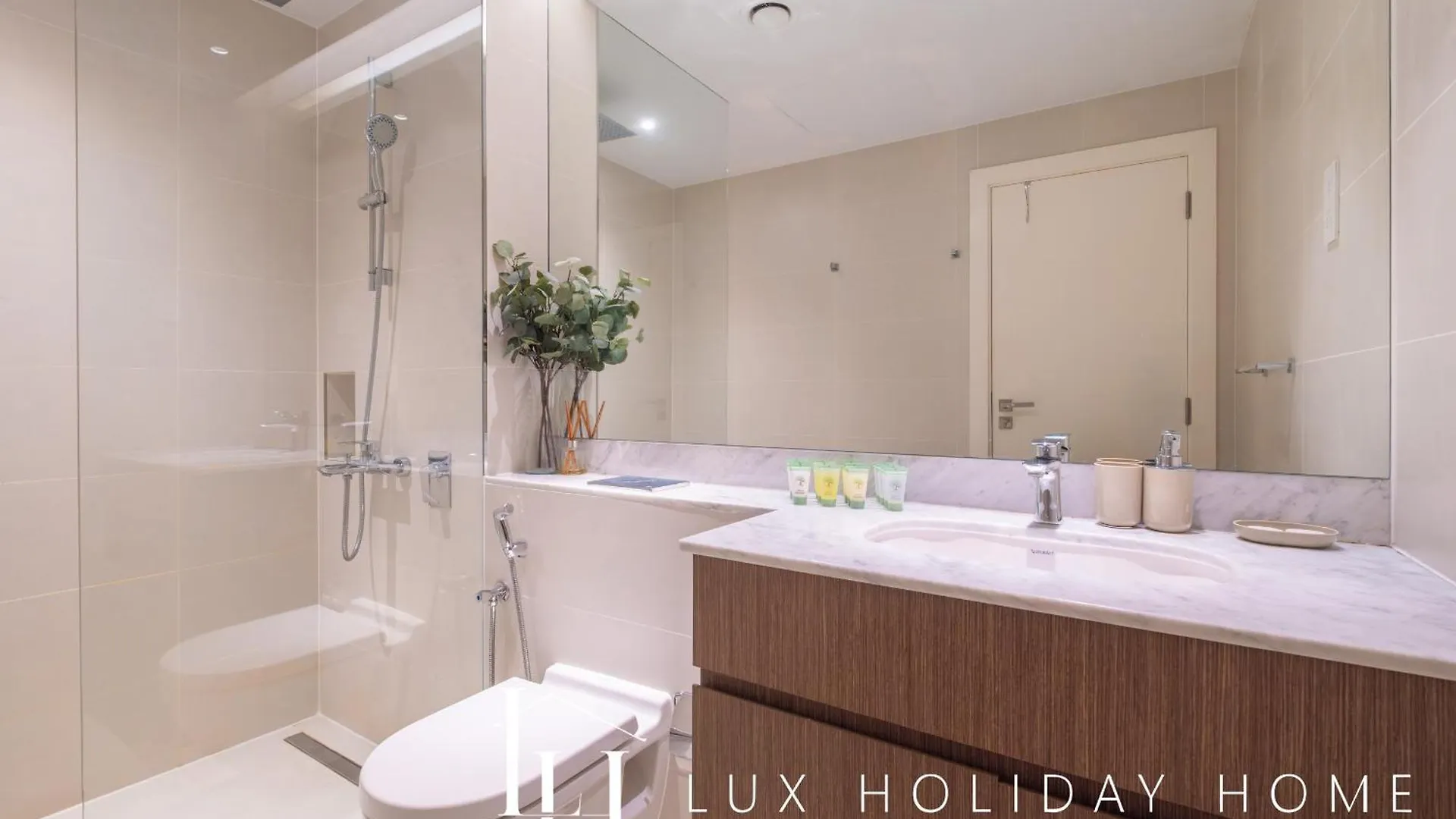 Lux The La Mer By The Sea Suite 4 Dubai Apartment